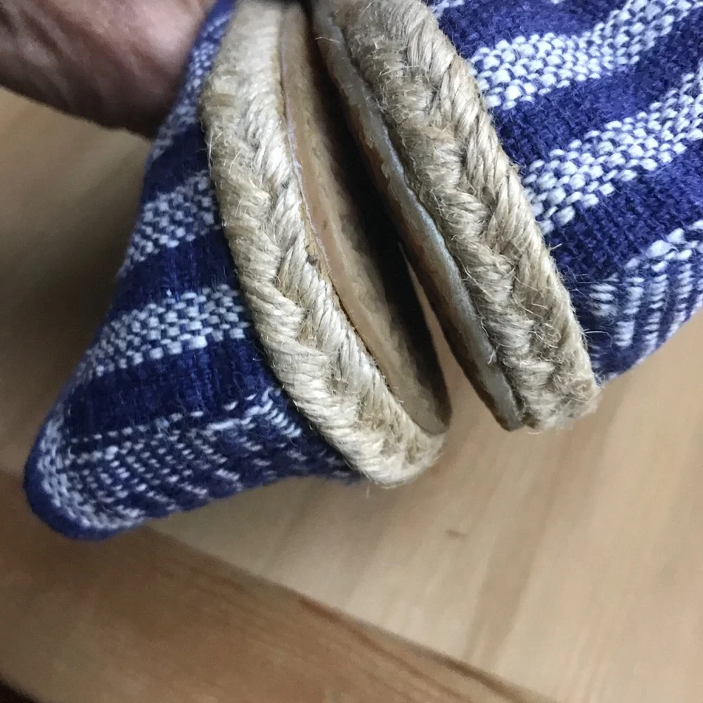 Kaanas 37 blue and white textile espadrille
